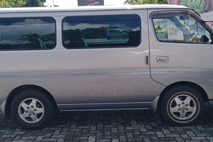 Nissan Luxury Van