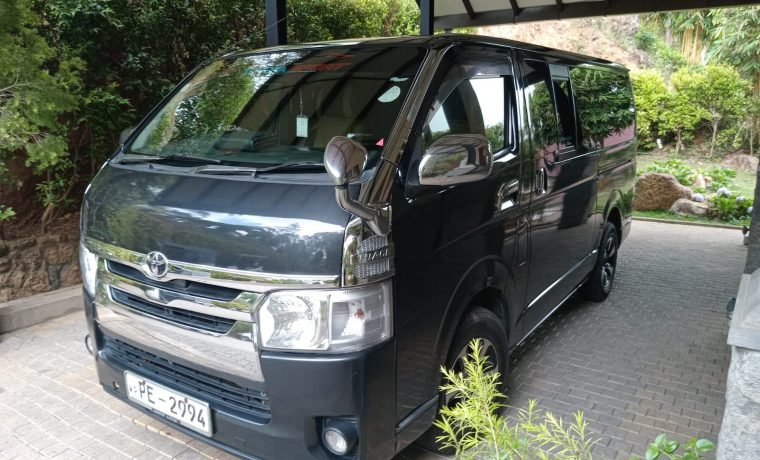 Toyota Hiace Flatroof Van